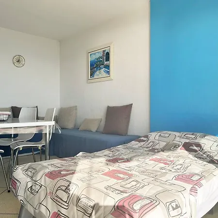 Face Avec Parking Privé - - Fr-1-251-252 Appartement