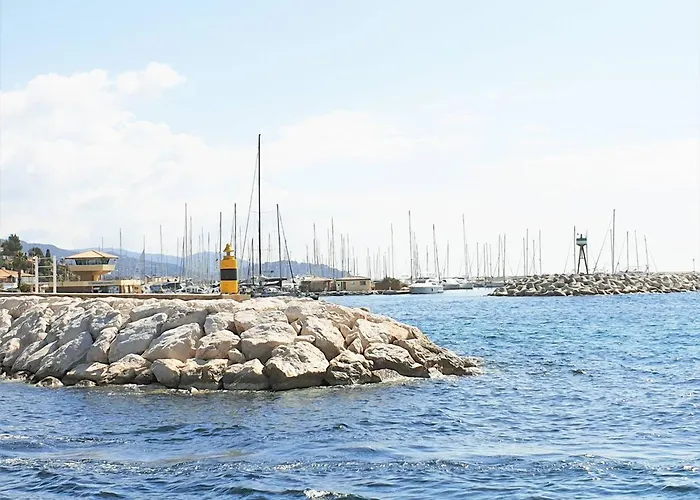 Face Avec Parking Privé - - Fr-1-251-252 *