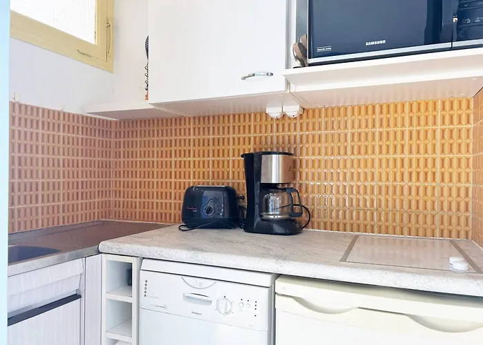 Face Avec Parking Privé - - Fr-1-251-252 Appartement *