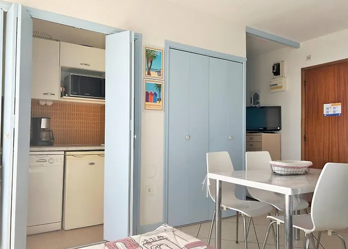 Face Avec Parking Prive - - Fr-1-251-252 * Ле-Лаванду